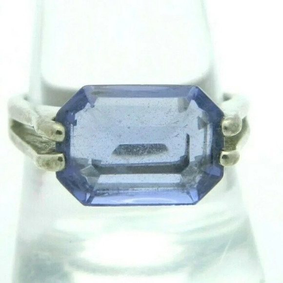 18 KGE Silver Tone Large Purple Glass Rhinestone - Picture 1 of 5